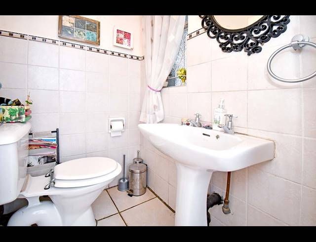 4 BEDROOM FREEHOLD FOR SALE IN HIGHLANDS NORTH